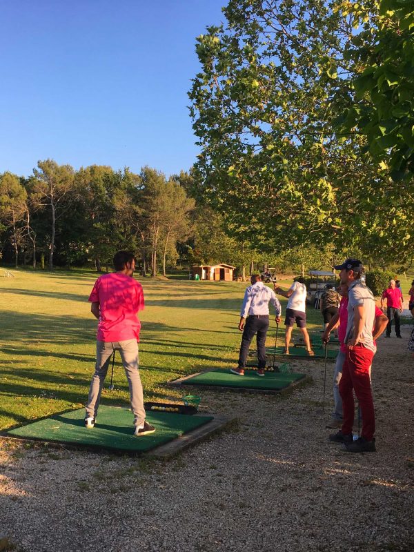 Découverte-de-l'activité-golf---teambuilding-entreprise---Golf-Sainte-Baume