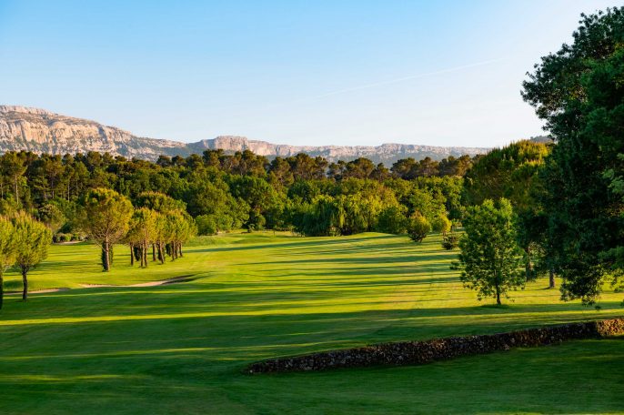 Golf Sainte Baume, parcours 18 trous à Nans Les Pins | Var -Trou-18