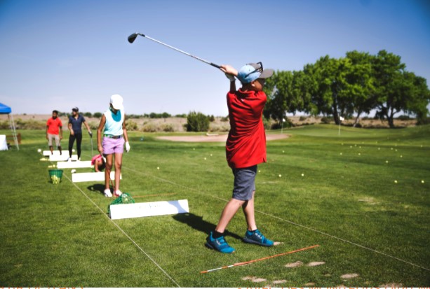 Stage école de golf à Nans-les-Pins