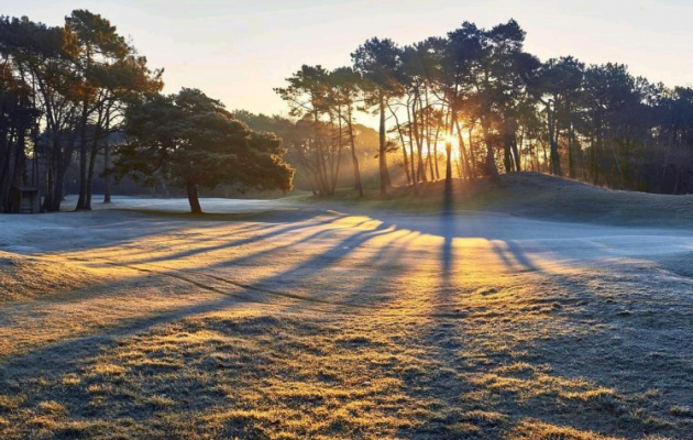Play golf in winter: our golf stays in France