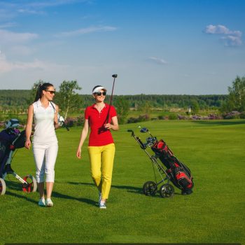Offre spéciale green fee femme Golf Sainte Baume - golf provence Nans Les Pins | Resonance Golf Collection