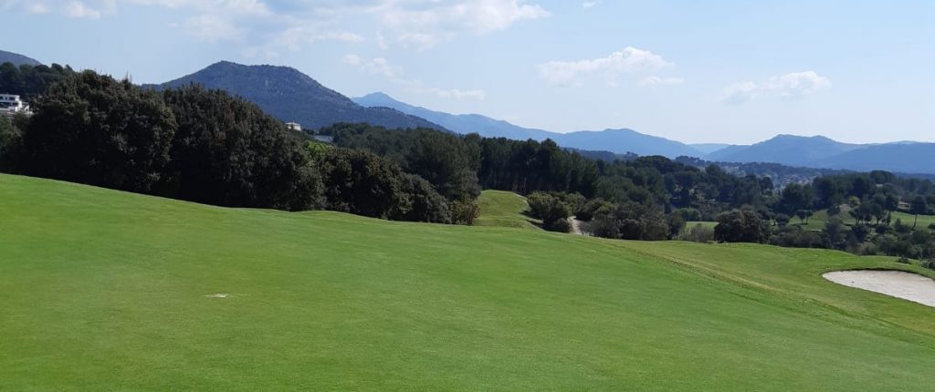 Entretien parcours Golf Sainte Baume à Nans-les-Pins