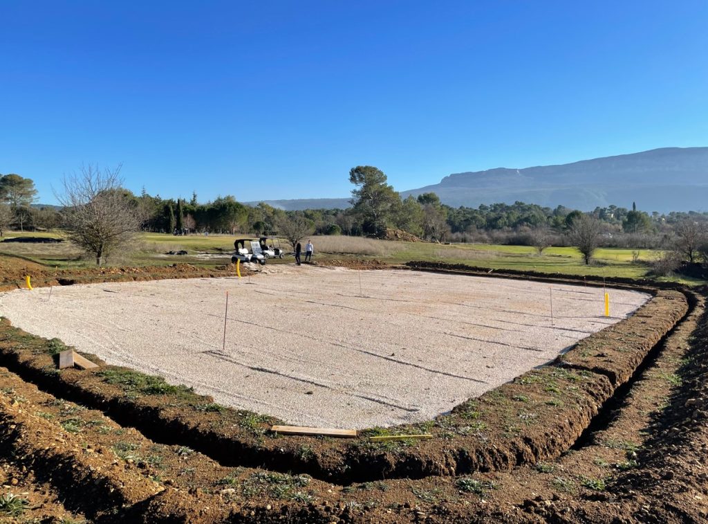 Nouveau green du 13 Golf Sainte Baume - couche de drainage