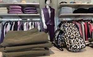 Private sales and clearance sales at Golf Sainte Baume, boutique in Nans les Pins - Open Golf Club