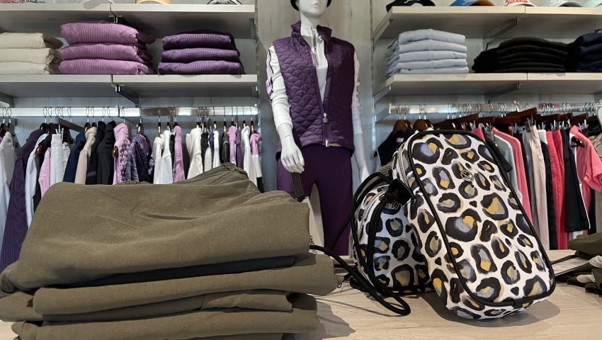 Private sales and clearance sales at Golf Sainte Baume, boutique in Nans les Pins - Open Golf Club