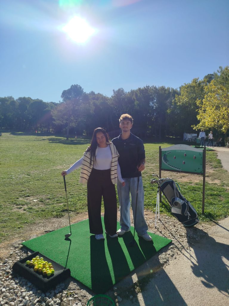 Au Golf Sainte Baume, une journée de transmission et de découverte pour les lycéens des métiers de l’accueil